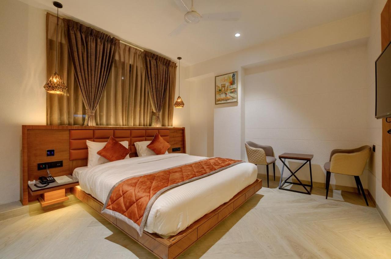 סוראט Hotel Diamond 26 מראה חיצוני תמונה